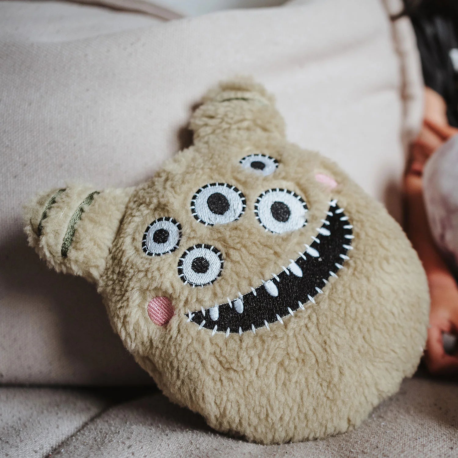 Hunter Larry Tough Monster Dog Toy